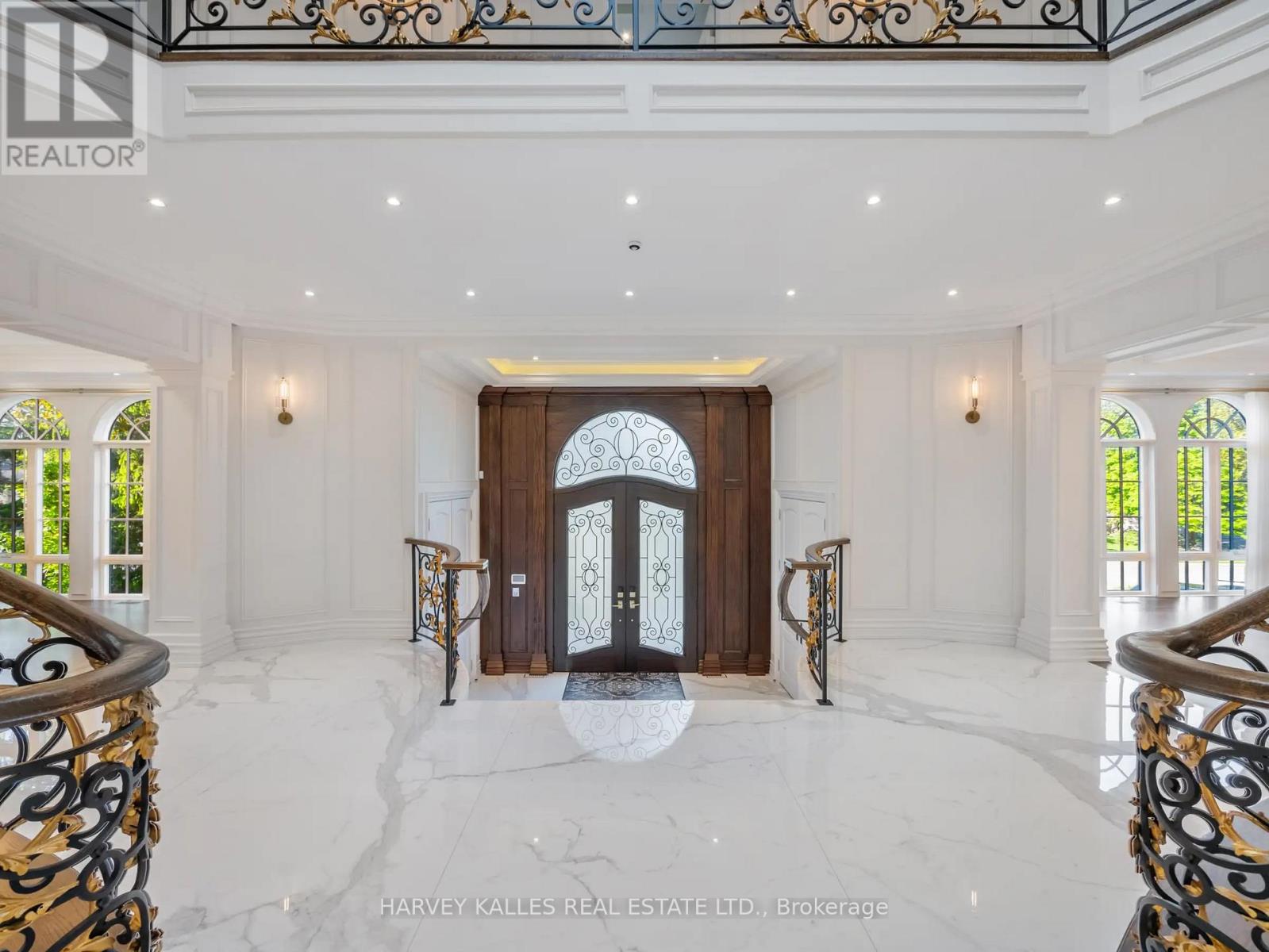 73 Lord Seaton Road, Toronto, Ontario M2P 1K6 - Photo 4 - C13211234