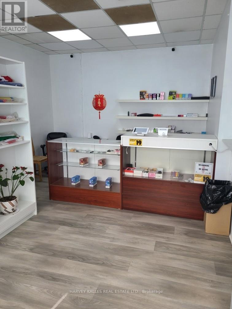 Main - 167 Augusta Avenue, Toronto, Ontario M5T 2L4 - Photo 4 - C13211884