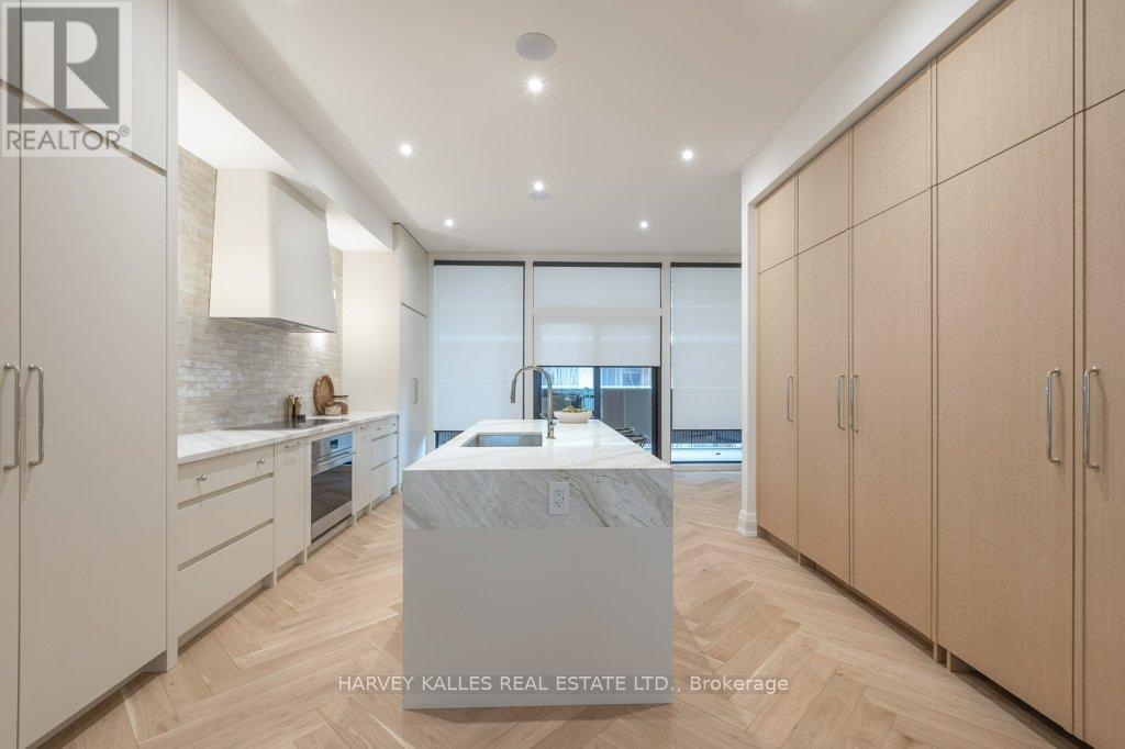 32 Evergreen Gardens, Toronto, Ontario  M4G 1C5 - Photo 16 - C13213682