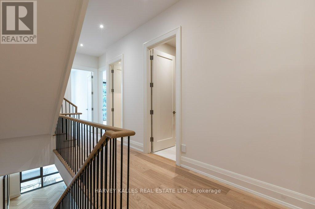 32 Evergreen Gardens, Toronto, Ontario  M4G 1C5 - Photo 26 - C13213682