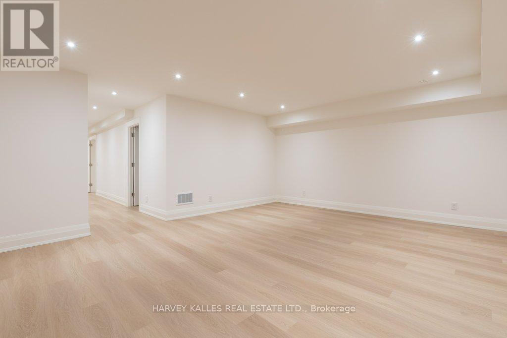 32 Evergreen Gardens, Toronto, Ontario  M4G 1C5 - Photo 47 - C13213682