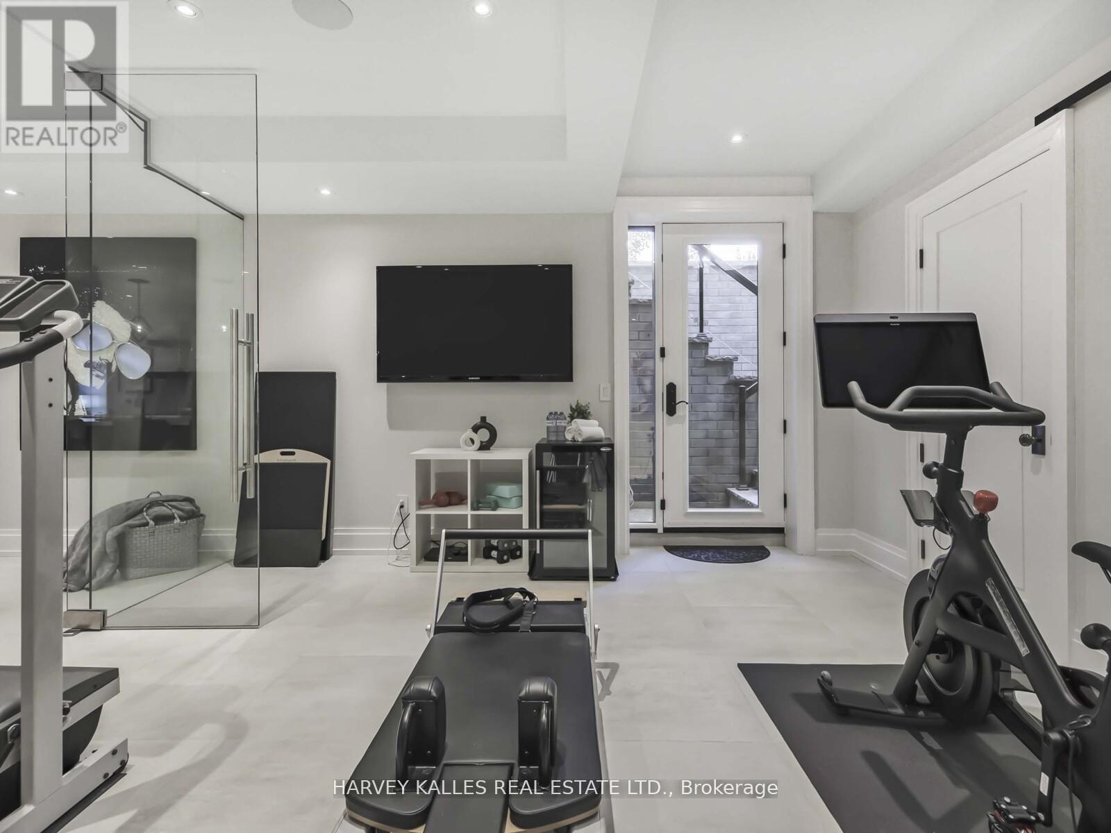10 Malaren Road, Vaughan, Ontario L6A 1E5 - Photo 43 - N13215122