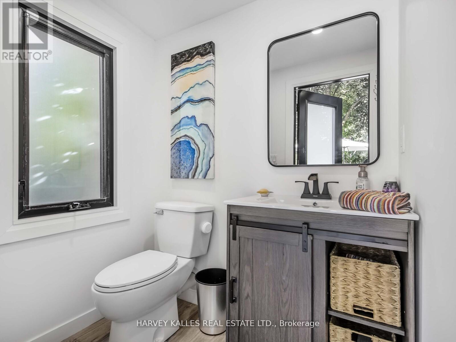 10 Malaren Road, Vaughan, Ontario L6A 1E5 - Photo 44 - N13215122