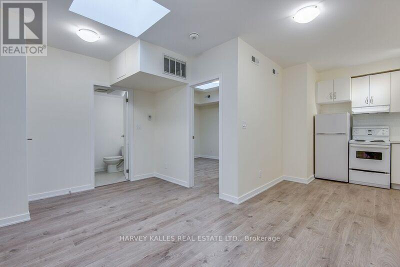 3 - 1216 St Clair Avenue W, Toronto, Ontario M6E 1B4 - Photo 4 - W13216026