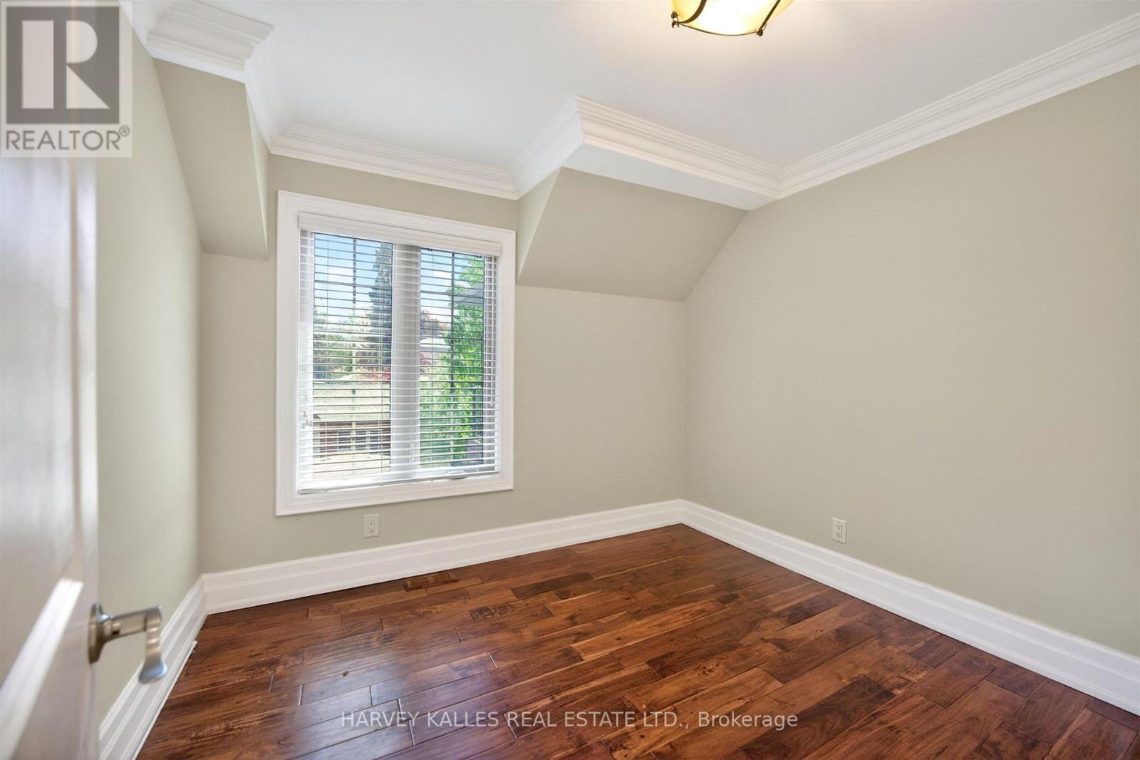 17 Lockheed Boulevard, Toronto, Ontario M9P 2H5 - Photo 24 - W13217294