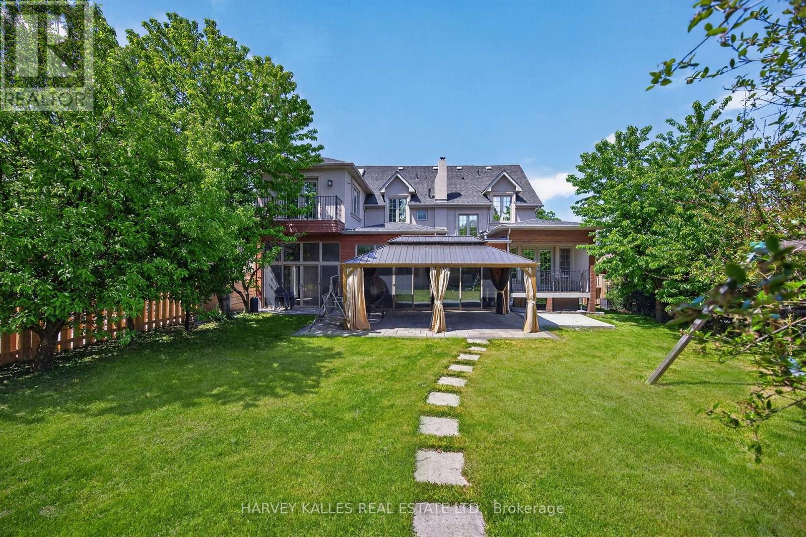 17 Lockheed Boulevard, Toronto, Ontario M9P 2H5 - Photo 41 - W13217294