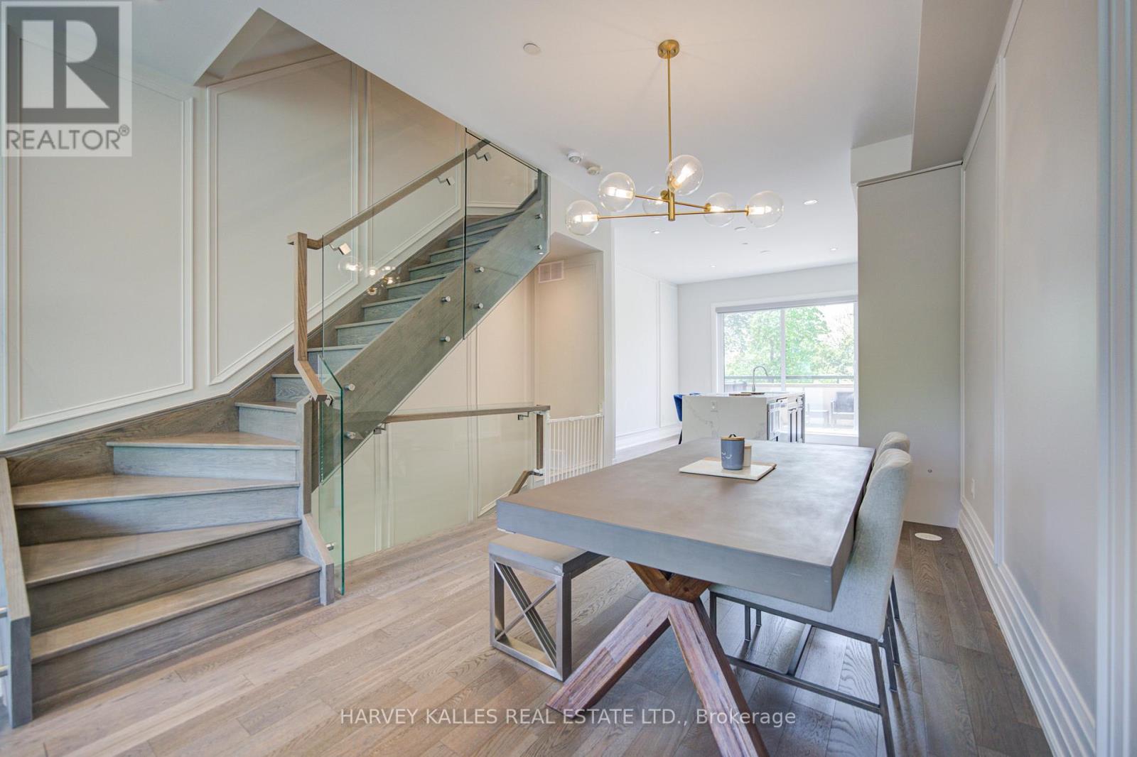 1130a Islington Avenue, Toronto, Ontario  M8Z 0G6 - Photo 12 - W13220416