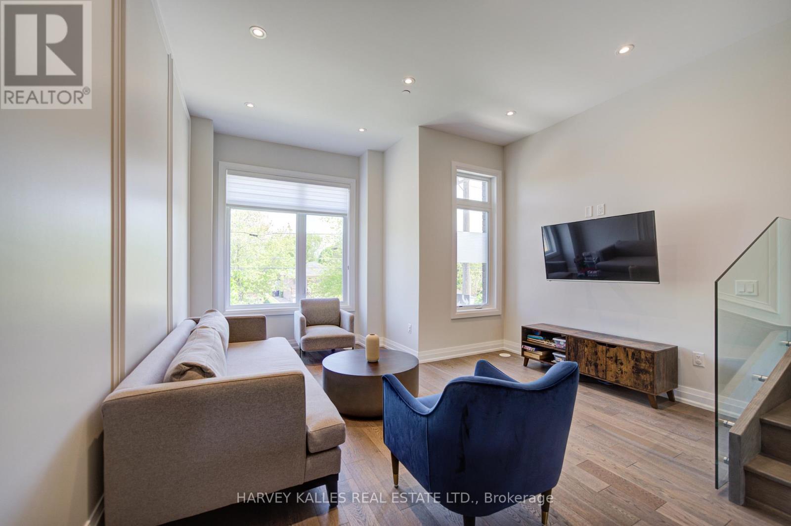 1130a Islington Avenue, Toronto, Ontario  M8Z 0G6 - Photo 13 - W13220416