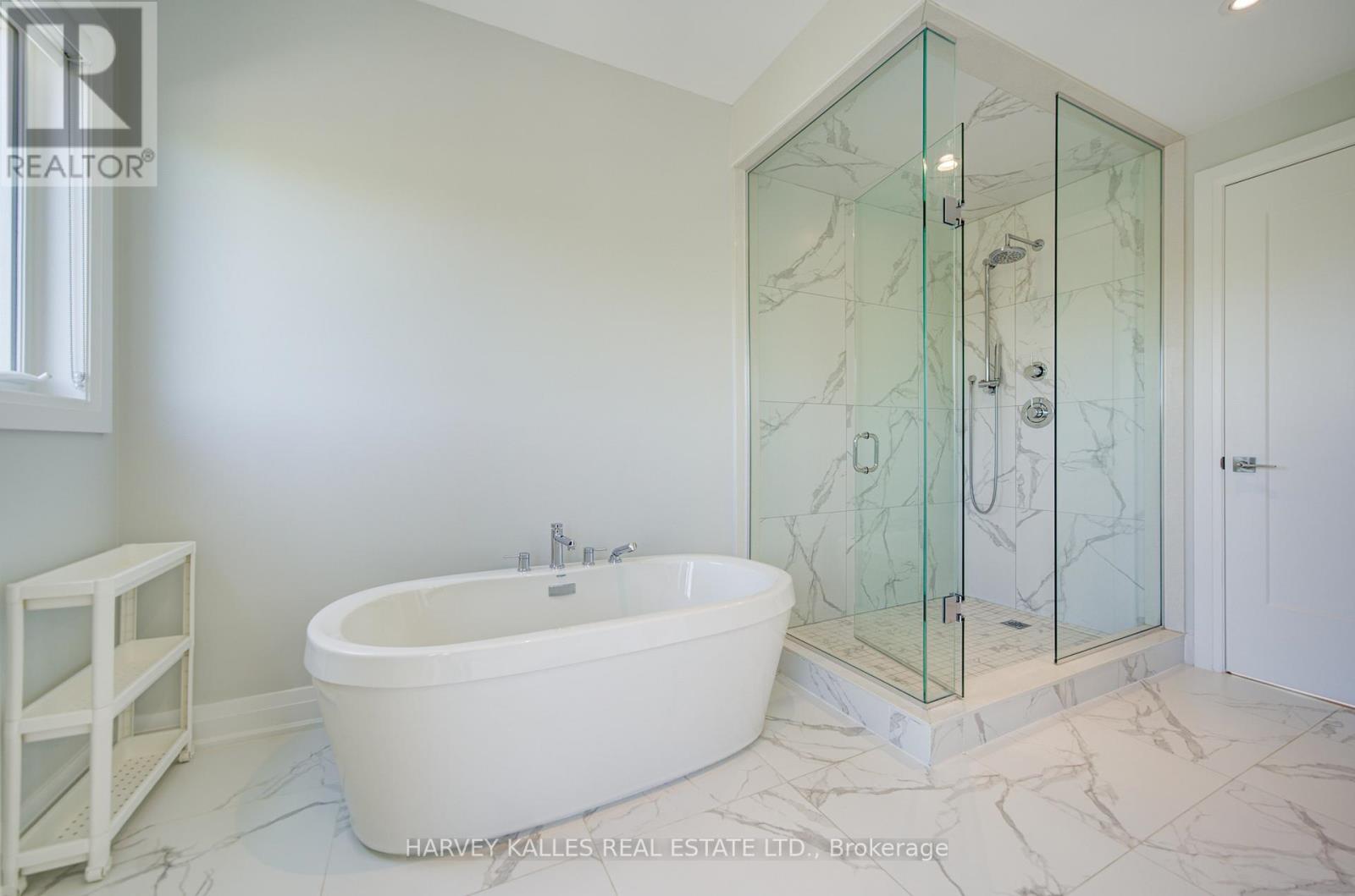 1130a Islington Avenue, Toronto, Ontario  M8Z 0G6 - Photo 26 - W13220416