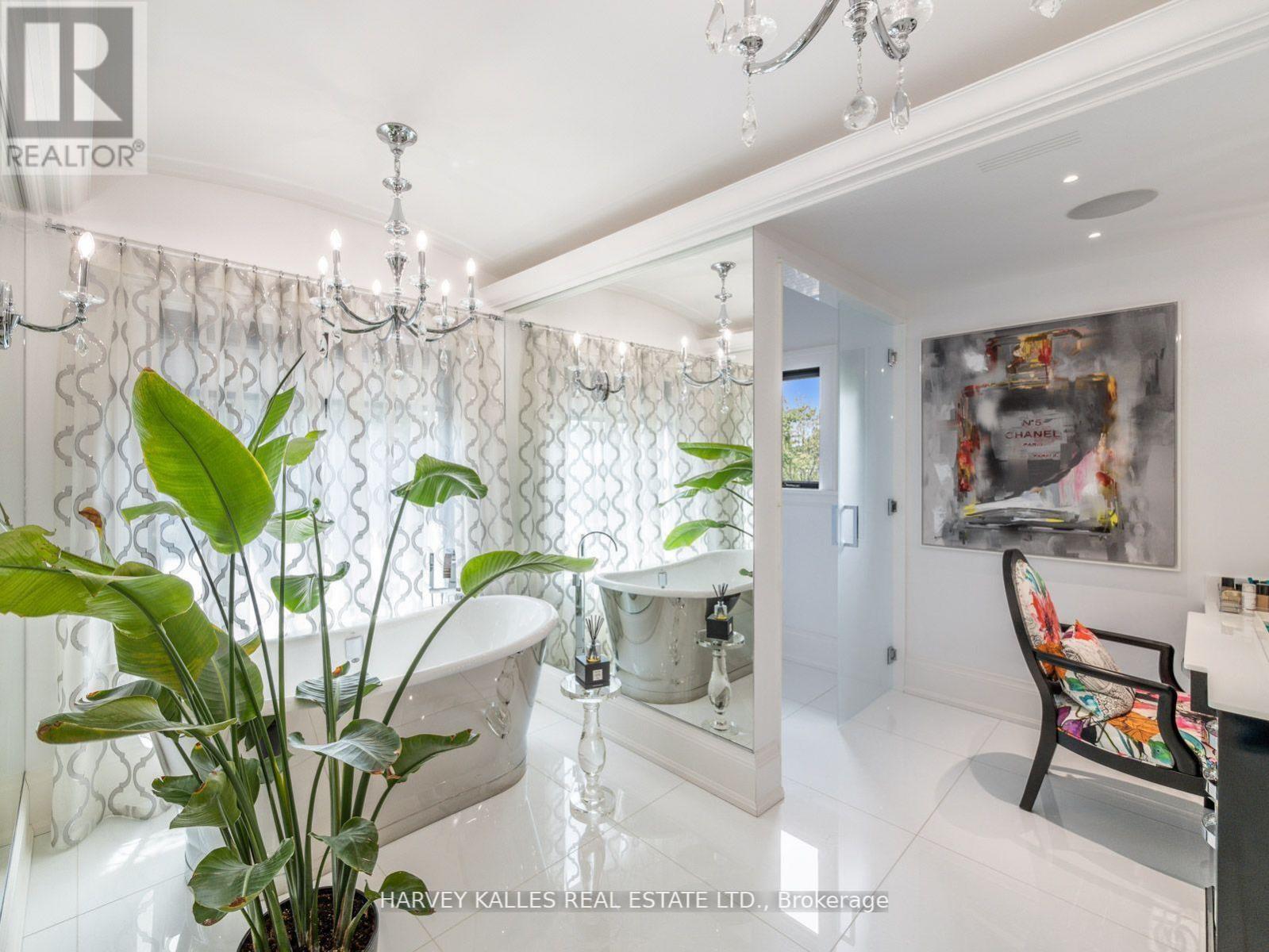 327 Cortleigh Boulevard, Toronto, Ontario M5N 1B2 - Photo 22 - C13224476