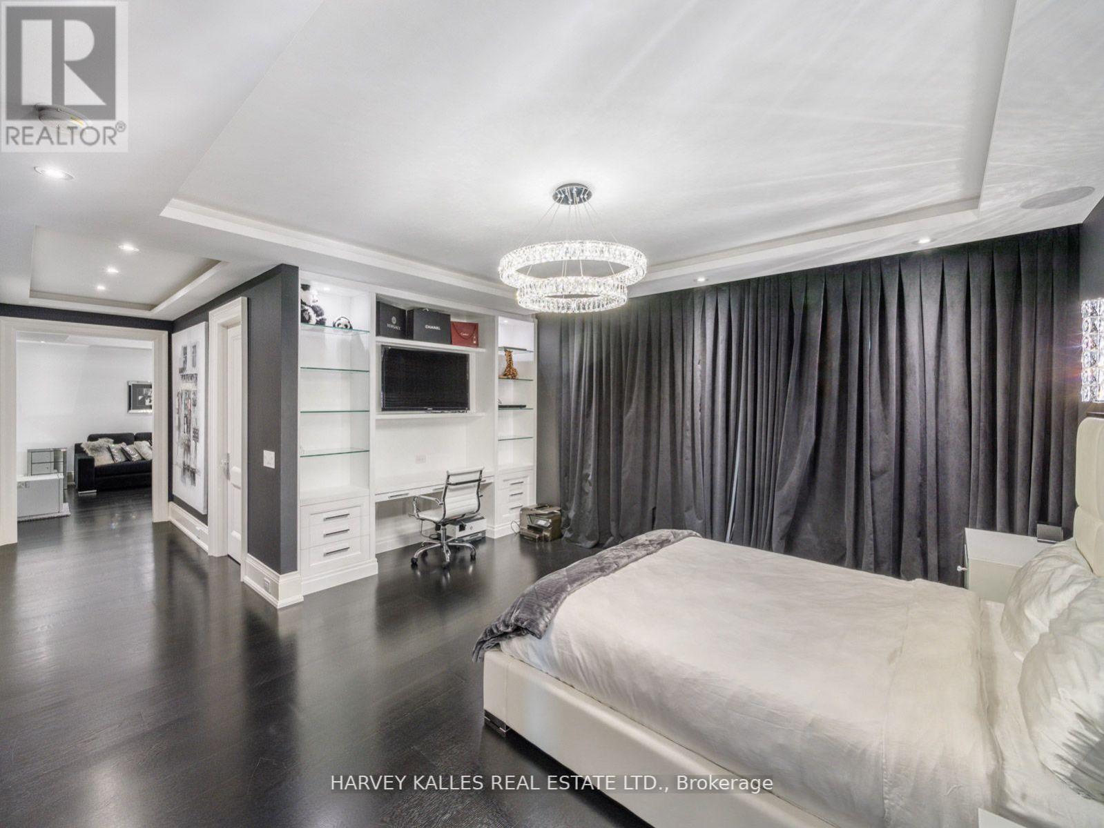 327 Cortleigh Boulevard, Toronto, Ontario M5N 1B2 - Photo 24 - C13224476