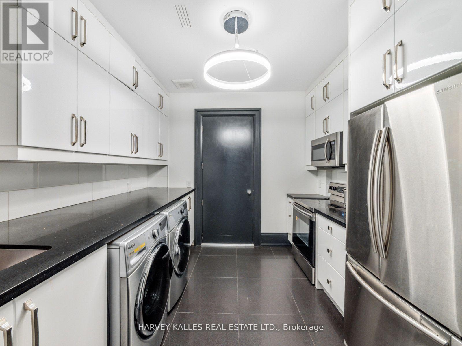 327 Cortleigh Boulevard, Toronto, Ontario M5N 1B2 - Photo 39 - C13224476