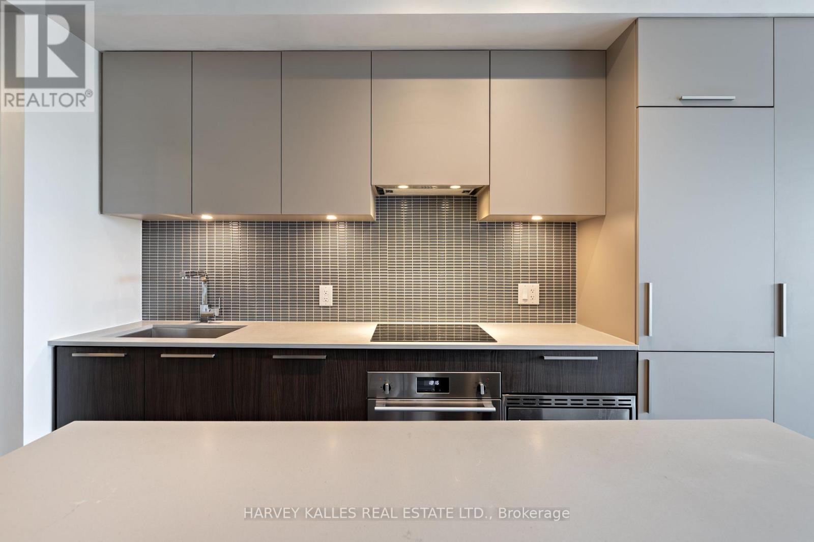 412 - 4208 Dundas Street W, Toronto, Ontario M8X 0B1 - Photo 10 - W13224596