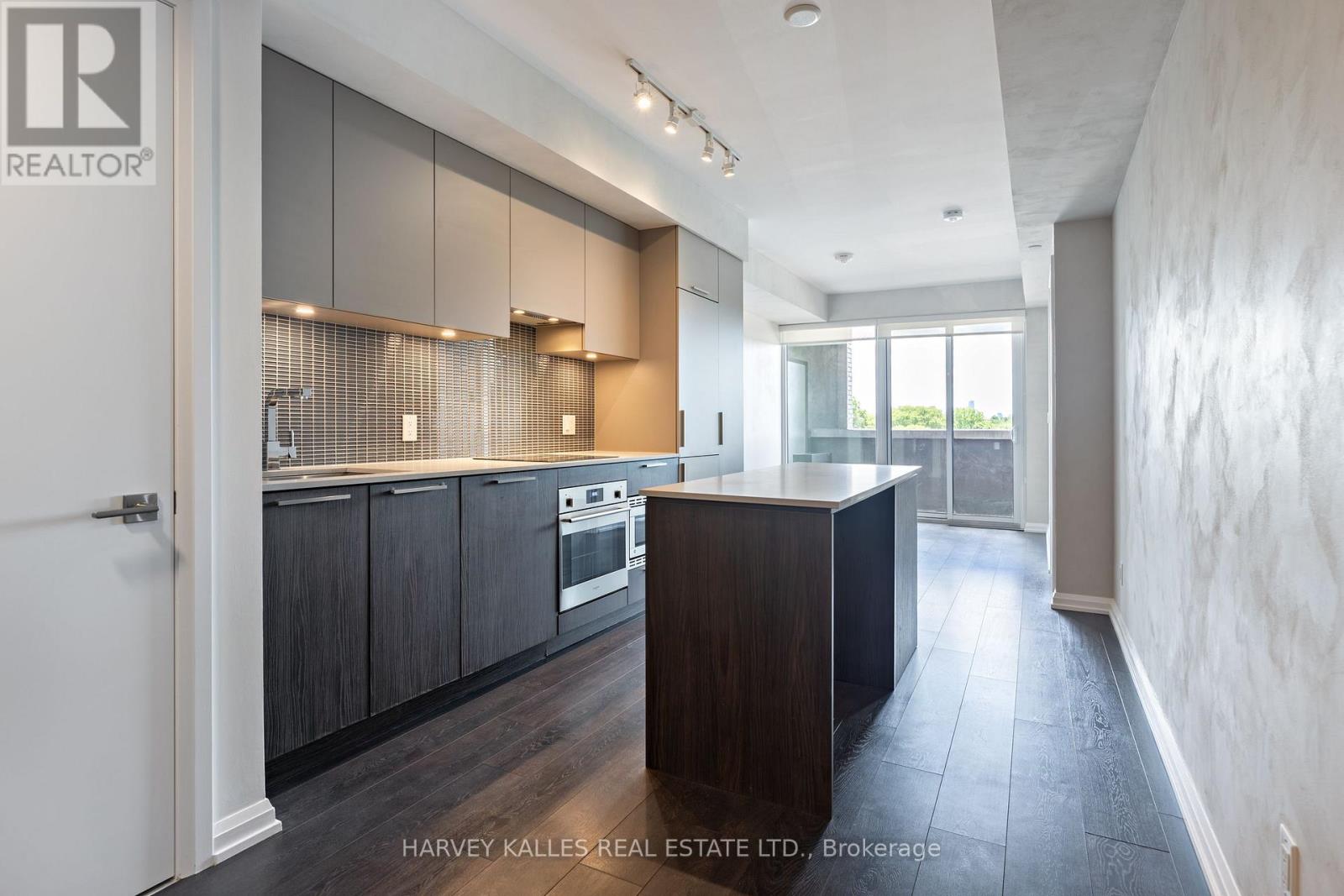 412 - 4208 Dundas Street W, Toronto, Ontario M8X 0B1 - Photo 3 - W13224596