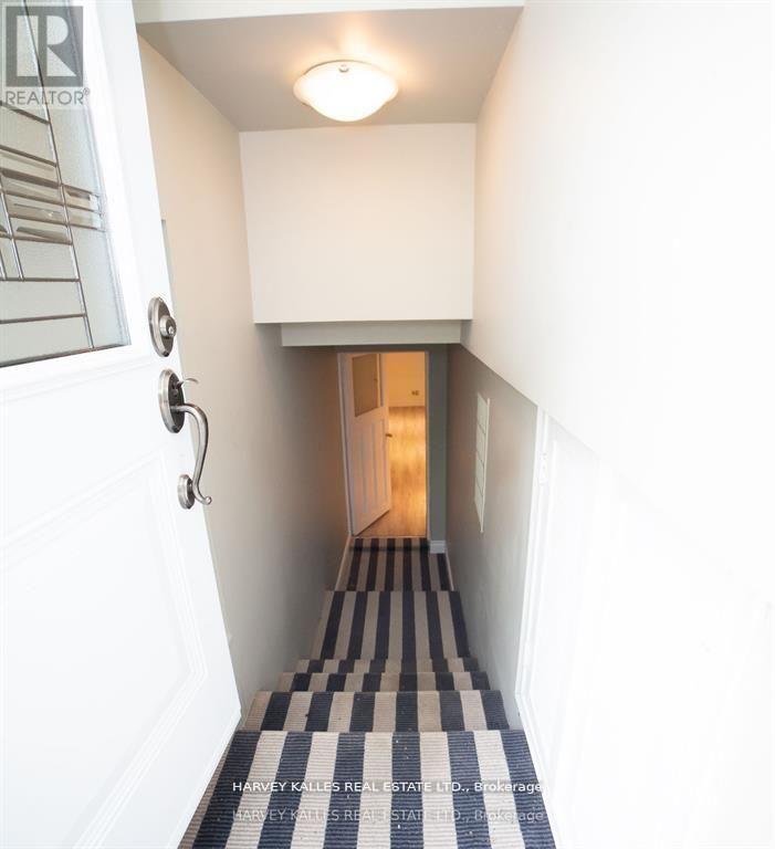 Bsmt - 550 Glencairn Avenue, Toronto, Ontario M6B 1Z4 - Photo 2 - C13227858