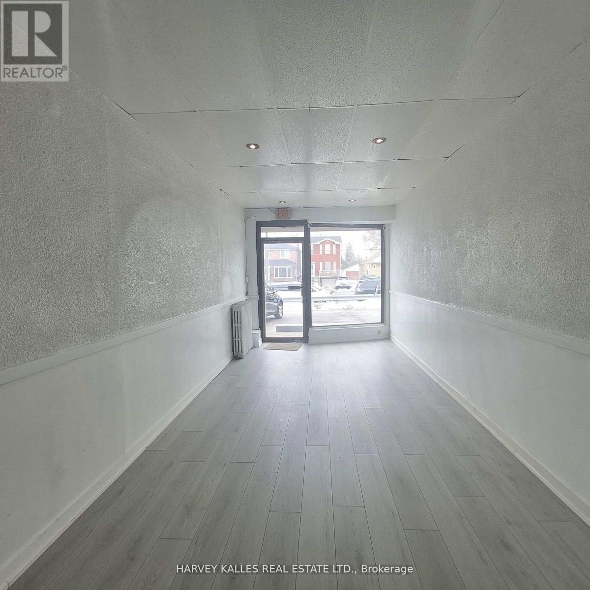 1175 Victoria Park Avenue, Toronto, Ontario  M4B 2K5 - Photo 4 - E13228348