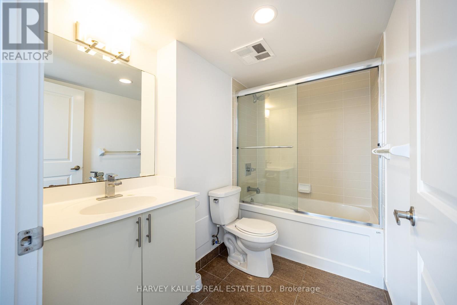 317 - 75 Norman Bethune Avenue, Richmond Hill, Ontario L4B 0B6 - Photo 32 - N13232794