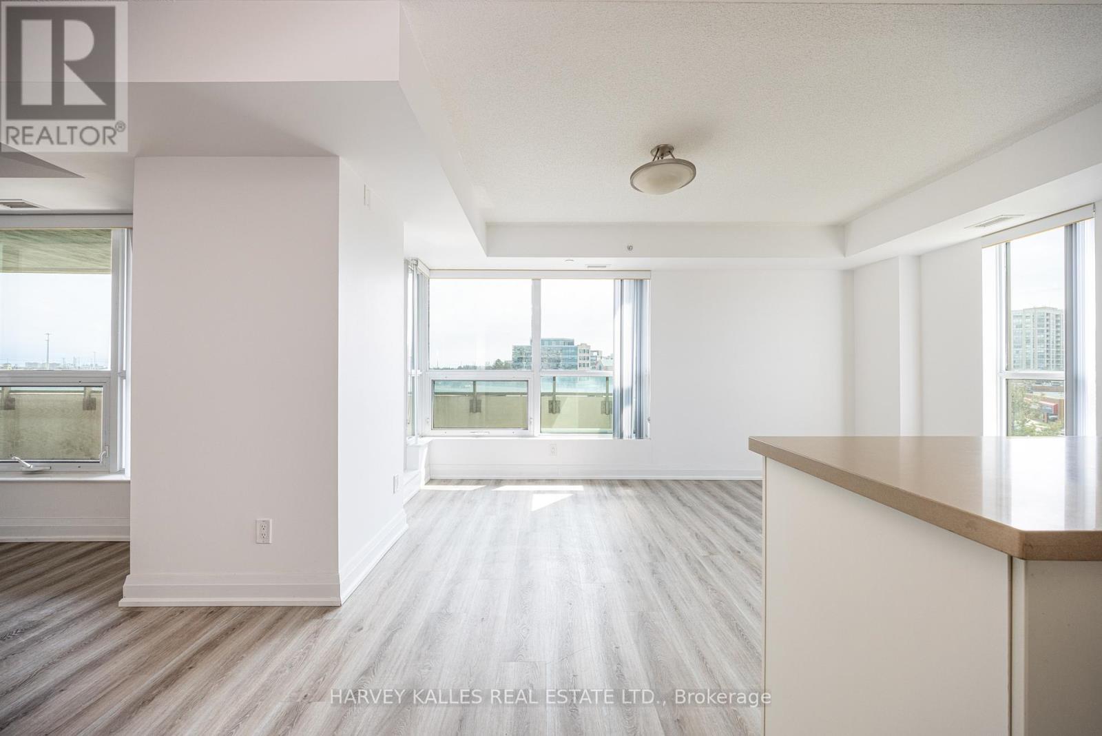 317 - 75 Norman Bethune Avenue, Richmond Hill, Ontario L4B 0B6 - Photo 9 - N13232794