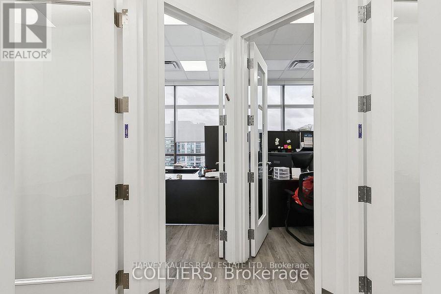 1208 - 4789 Yonge Street, Toronto, Ontario  M2N 0G3 - Photo 3 - C13234368