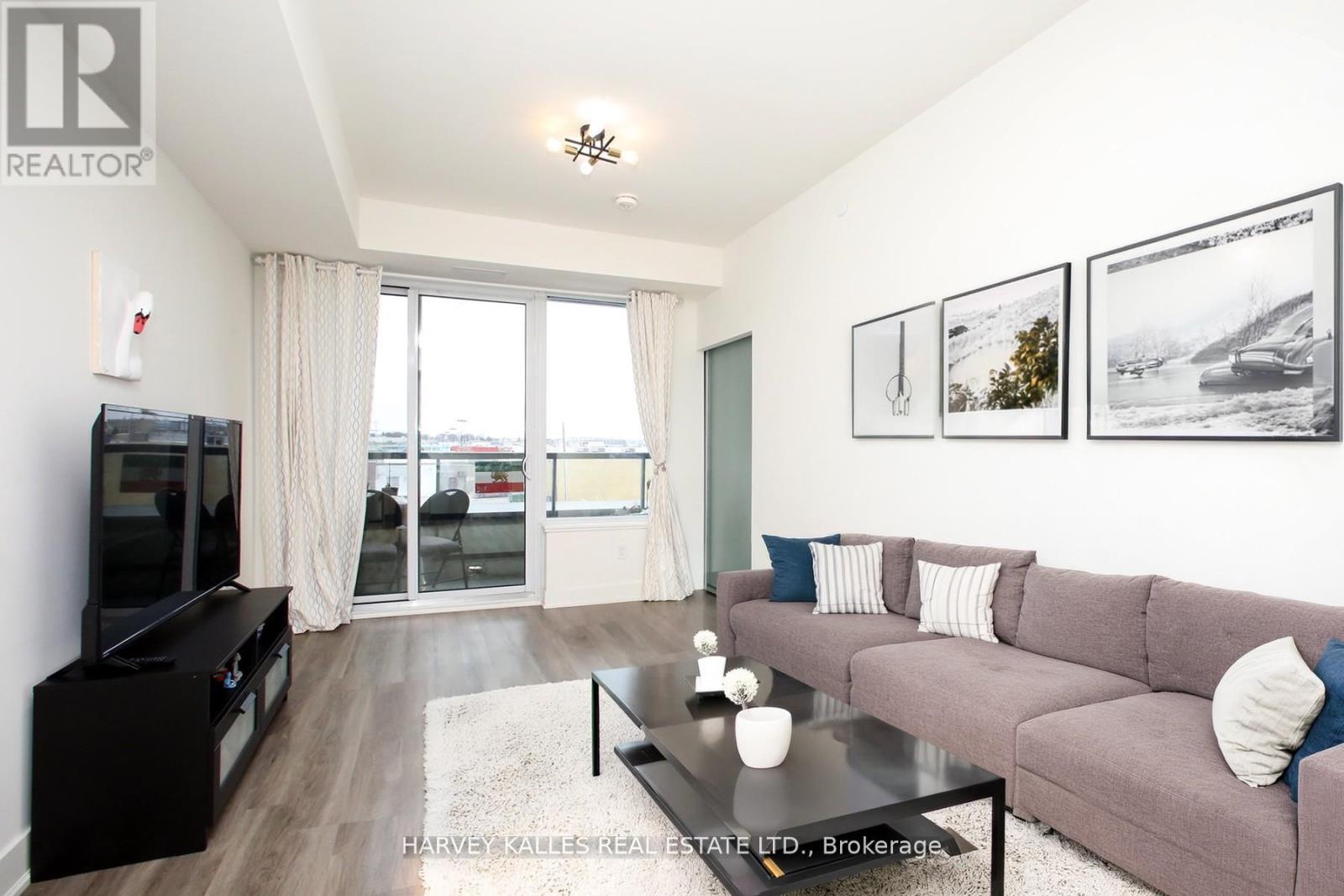 305 - 185 Deerfield Road, Newmarket, Ontario  L3Y 0G7 - Photo 4 - N13240666