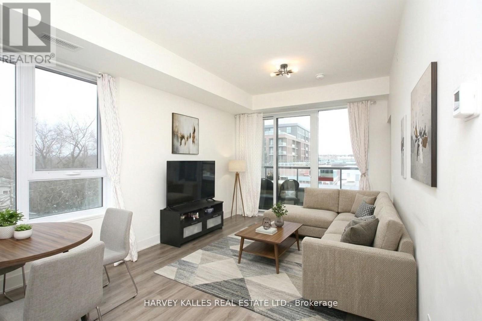 305 - 185 Deerfield Road, Newmarket, Ontario  L3Y 0G7 - Photo 5 - N13240666