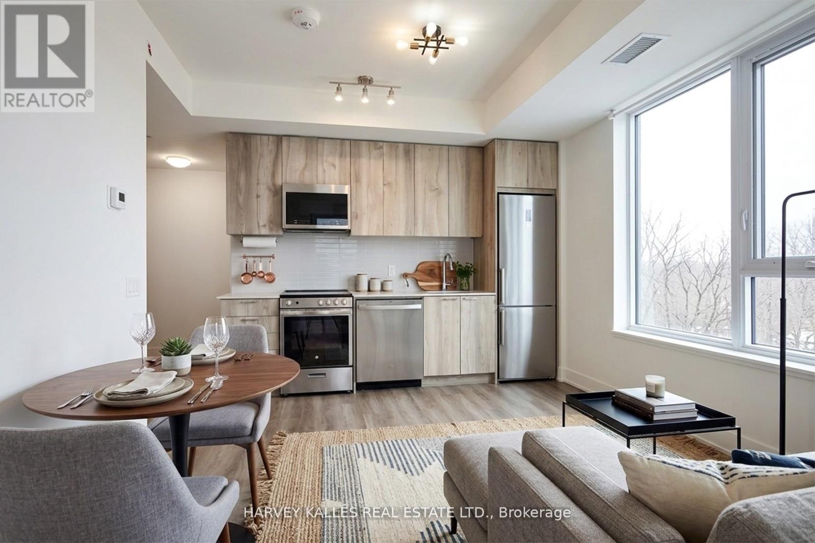 305 - 185 Deerfield Road, Newmarket, Ontario  L3Y 0G7 - Photo 6 - N13240666