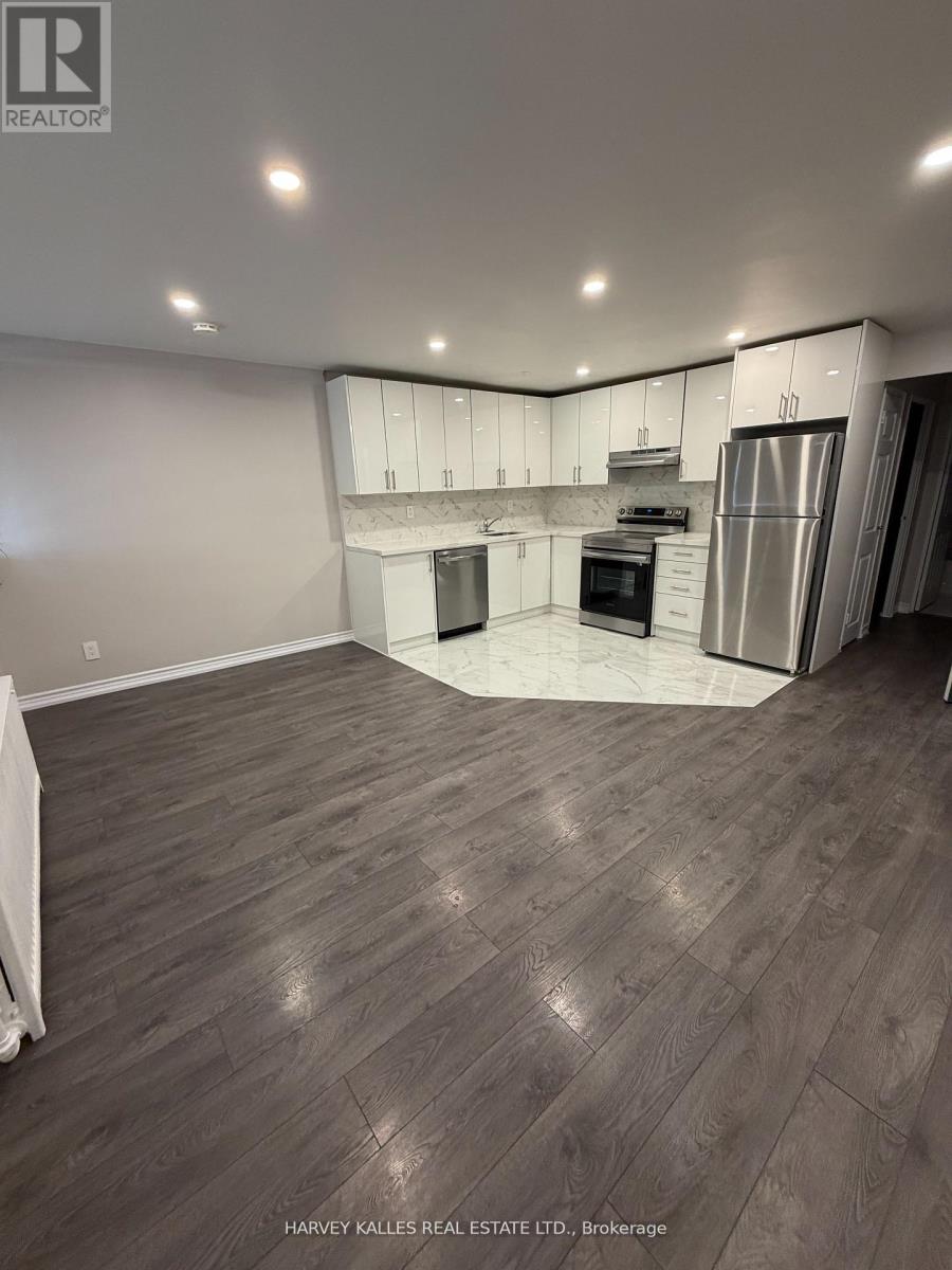 101 - 180 Vaughan Road, Toronto, Ontario M6C 2M3 - Photo 2 - C13243230