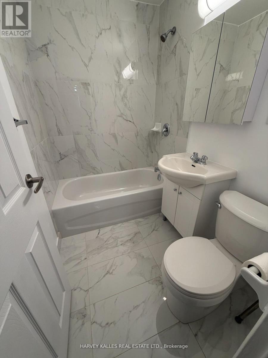 101 - 180 Vaughan Road, Toronto, Ontario M6C 2M3 - Photo 8 - C13243230