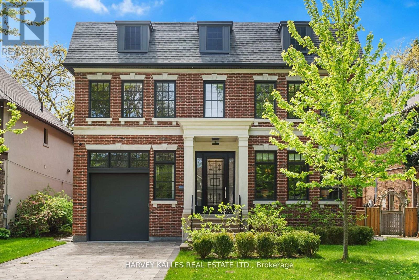 163 Cortleigh Boulevard, Toronto, Ontario M5N 1P6 - Photo 2 - C13248586