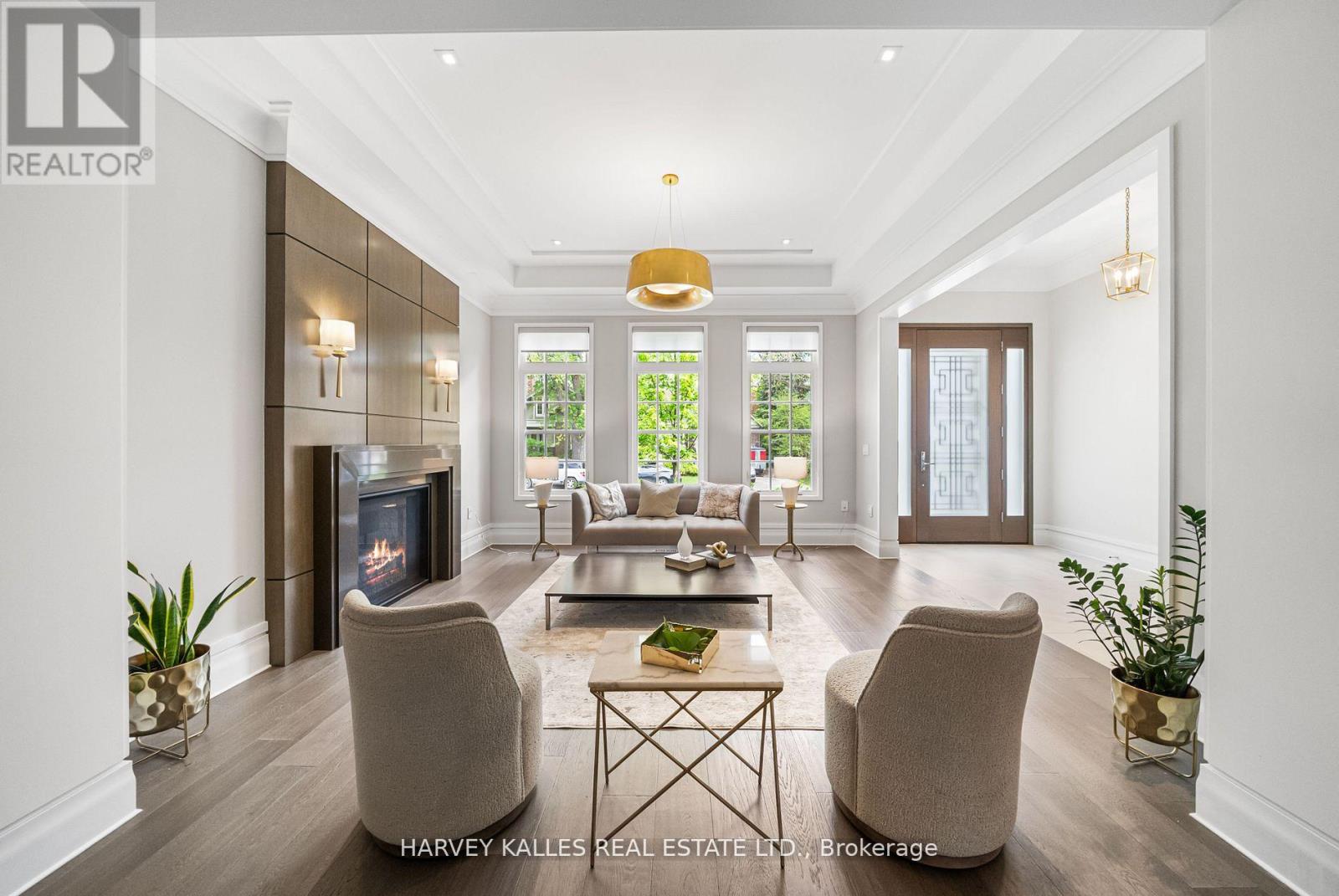 163 Cortleigh Boulevard, Toronto, Ontario M5N 1P6 - Photo 7 - C13248586