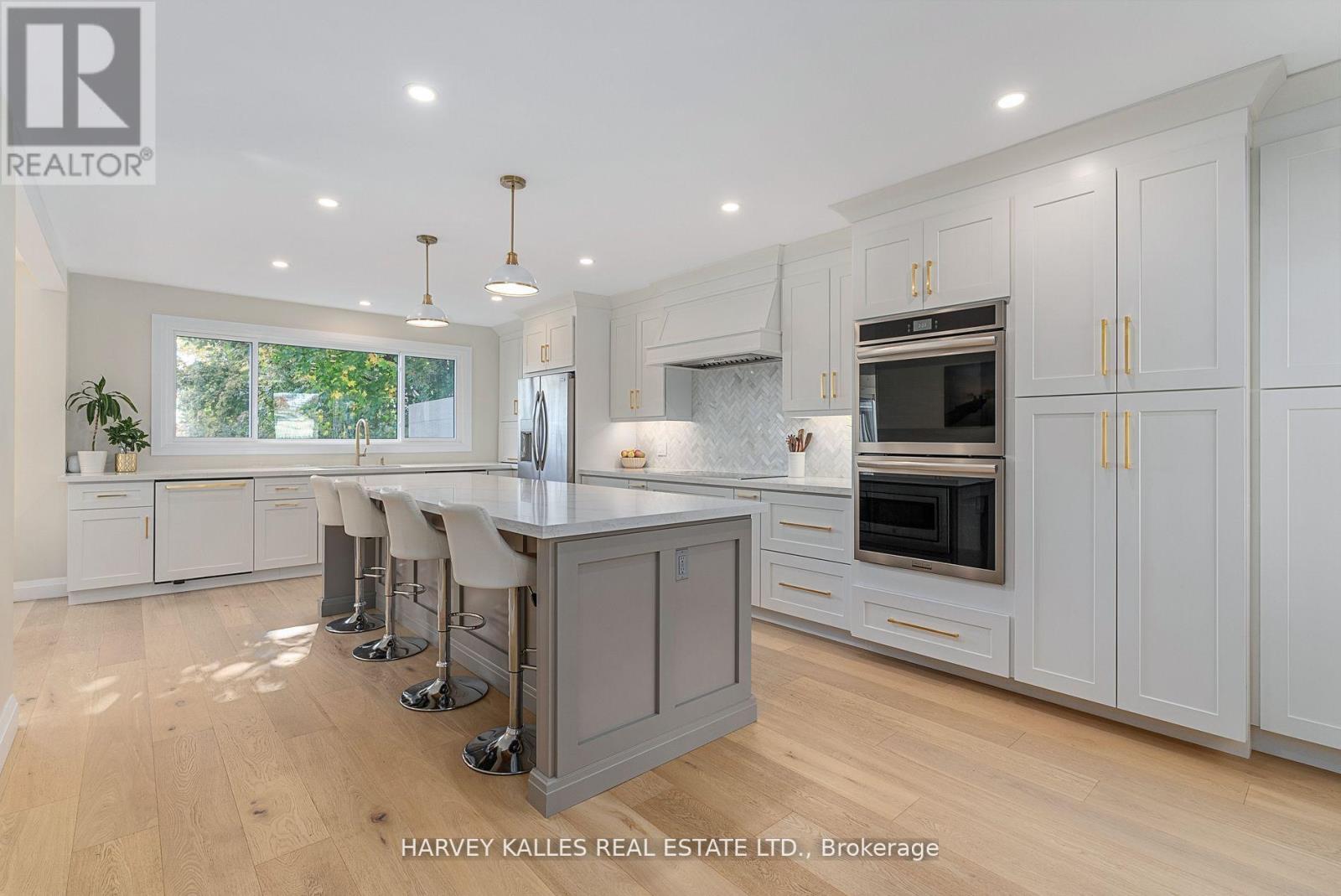 65 Shanty Bay Road, Barrie, Ontario L4M 1C9 - Photo 4 - S13249774