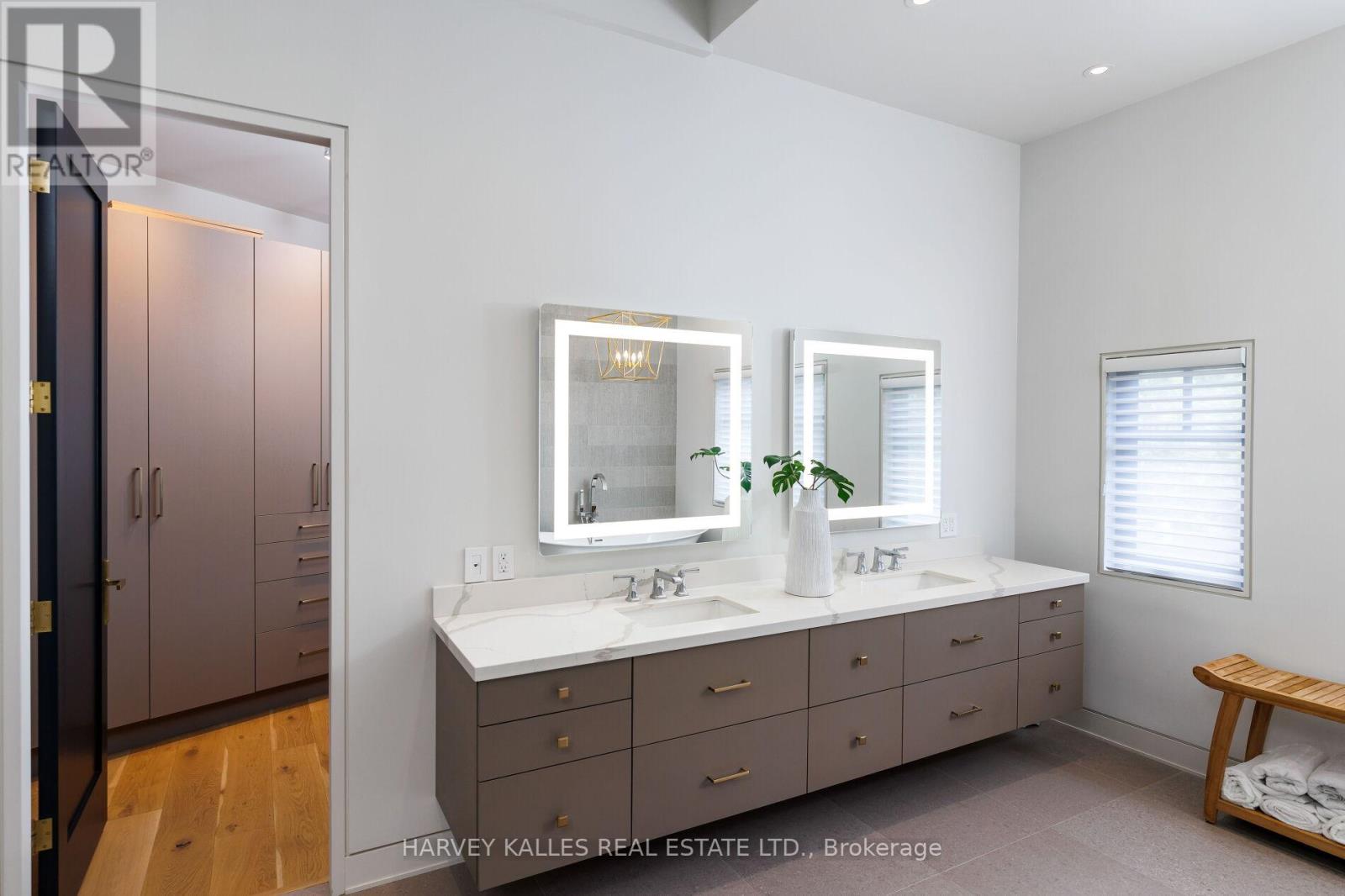 66 Thorncrest Road, Toronto, Ontario M9A 1S9 - Photo 35 - W13261712