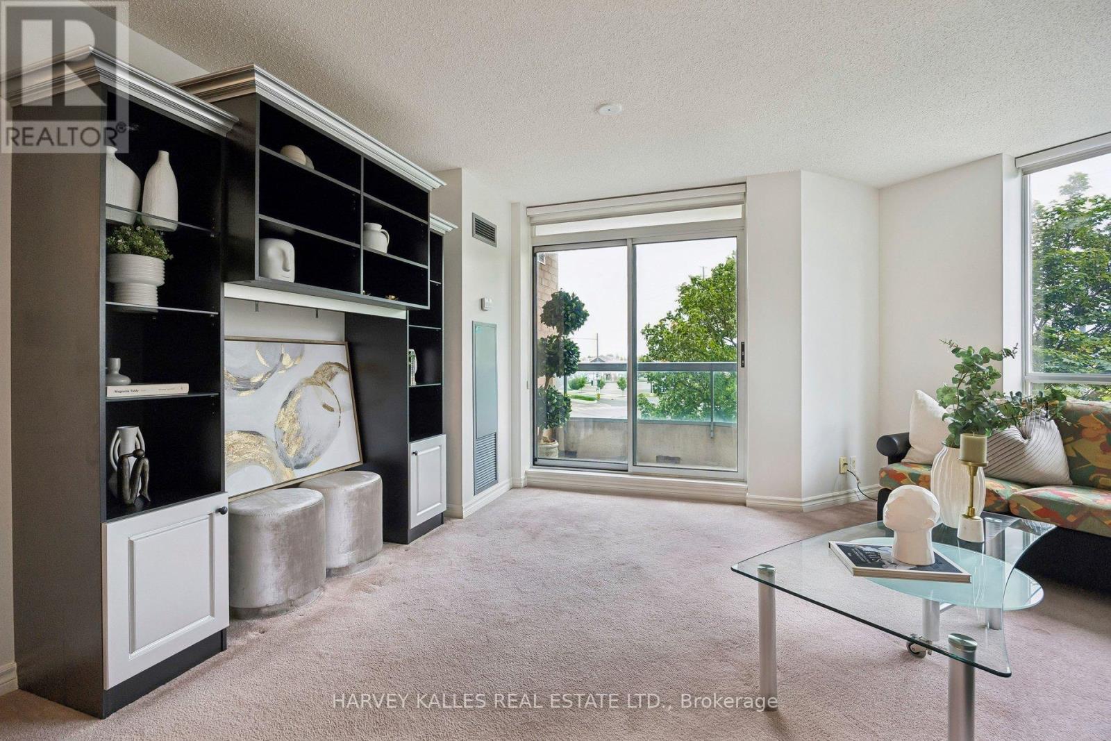 302 - 745 New Westminster Drive, Vaughan, Ontario L4J 8J9 - Photo 11 - N13413430