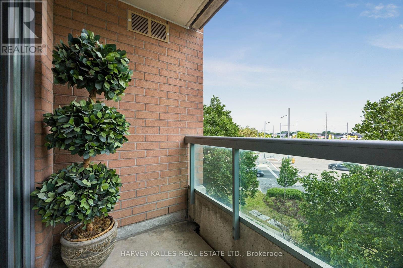 302 - 745 New Westminster Drive, Vaughan, Ontario L4J 8J9 - Photo 14 - N13413430