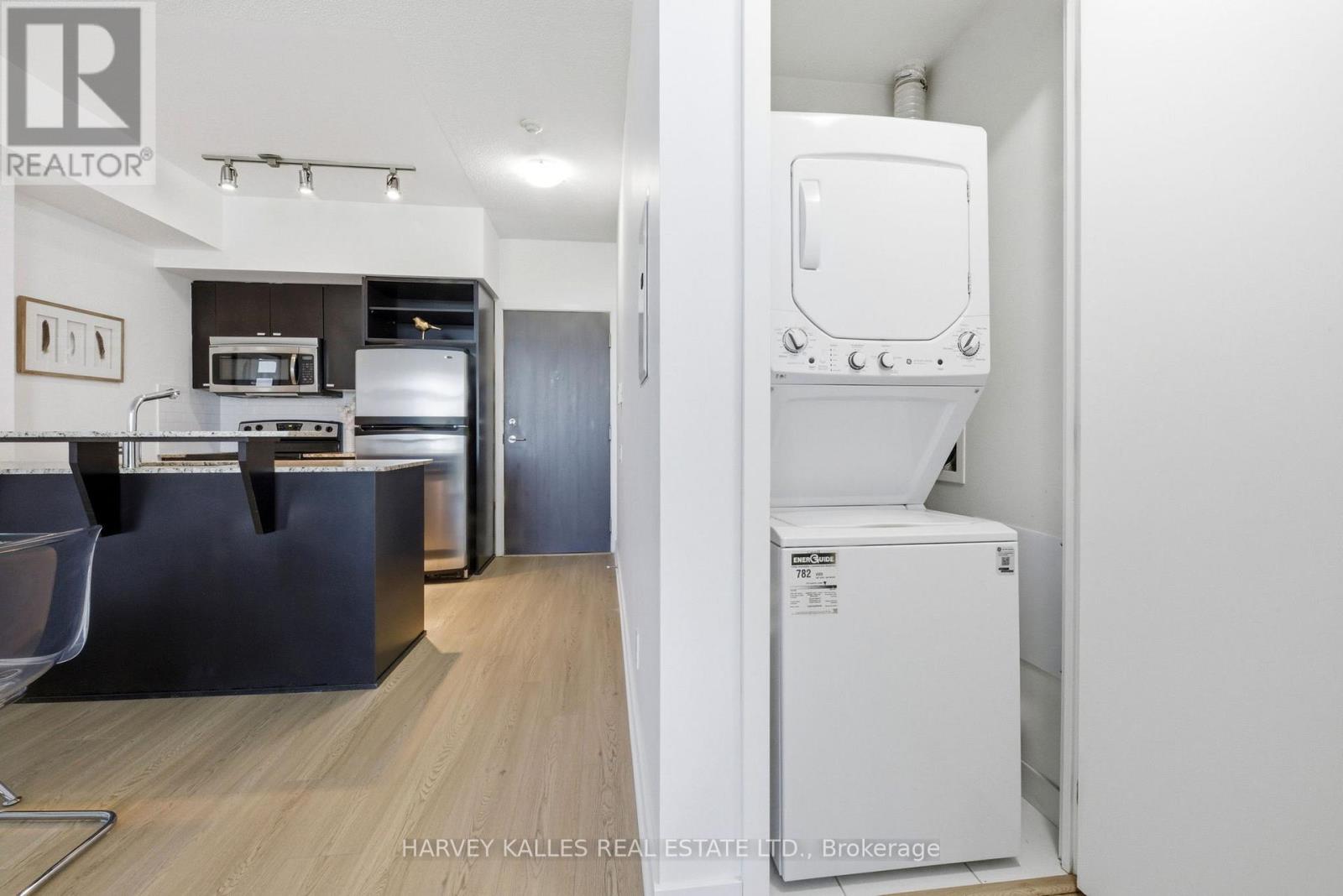 701 - 103 The Queensway, Toronto, Ontario M6S 5B3 - Photo 14 - W13415216