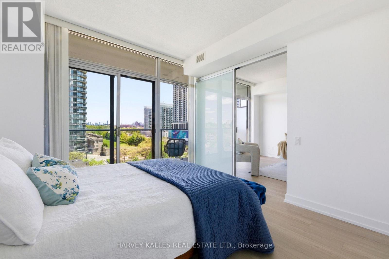 701 - 103 The Queensway, Toronto, Ontario M6S 5B3 - Photo 17 - W13415216