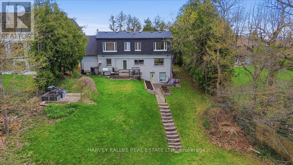 72 WALMER ROAD, Richmond Hill, Ontario