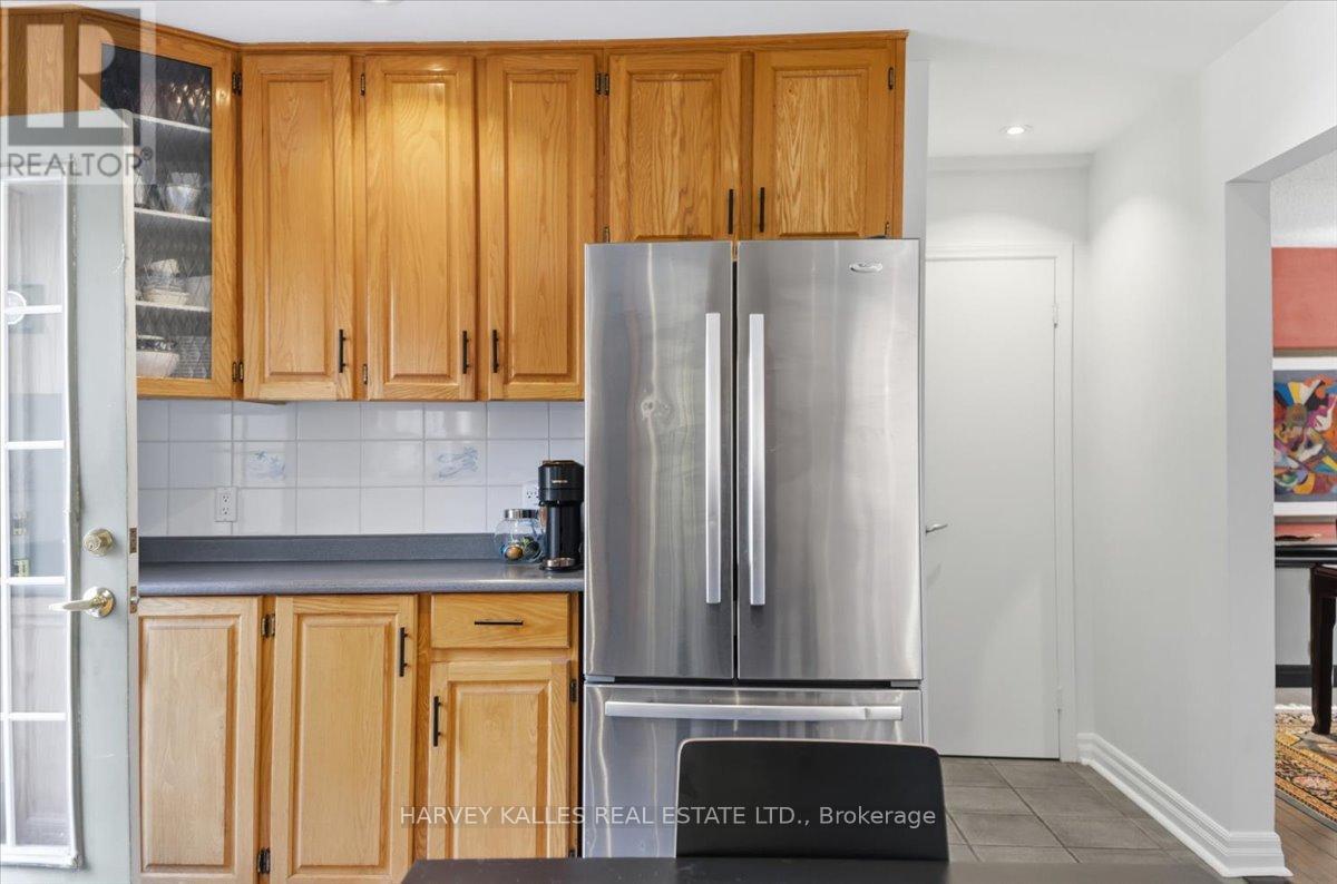 72 Walmer Road, Richmond Hill, Ontario  L4C 3X1 - Photo 14 - N13418986