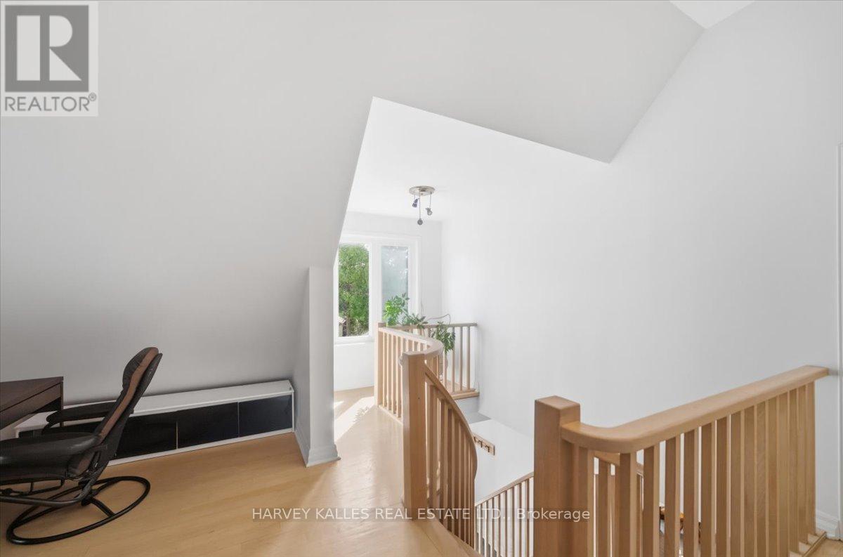 72 Walmer Road, Richmond Hill, Ontario  L4C 3X1 - Photo 20 - N13418986