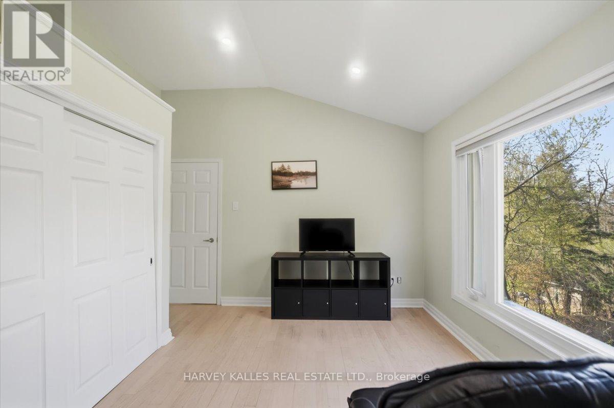 72 Walmer Road, Richmond Hill, Ontario  L4C 3X1 - Photo 32 - N13418986