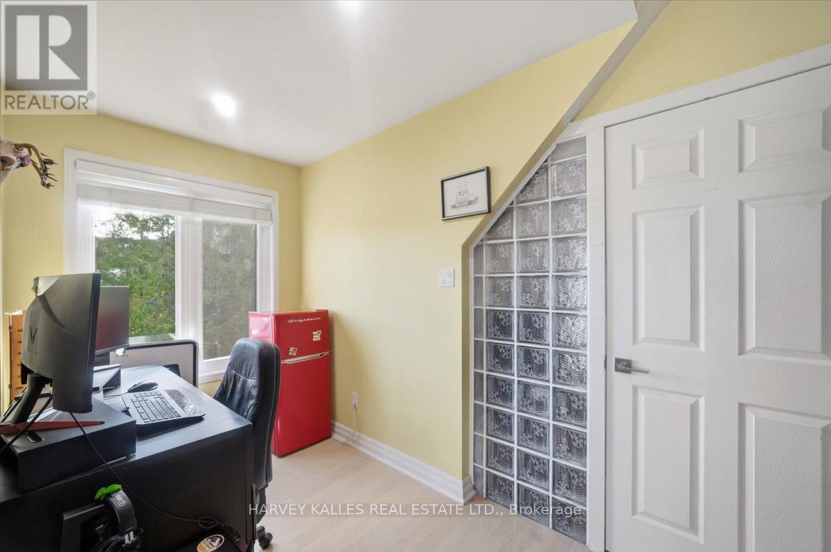 72 Walmer Road, Richmond Hill, Ontario  L4C 3X1 - Photo 38 - N13418986