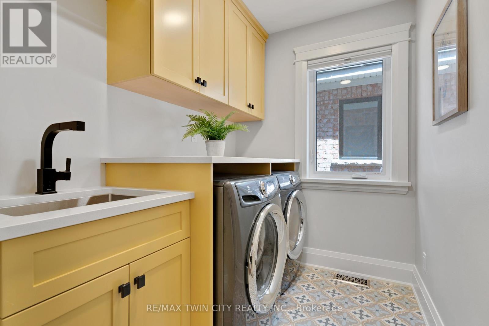 12 George Street, Waterloo, Ontario N2J 1K5 - Photo 20 - X13421450