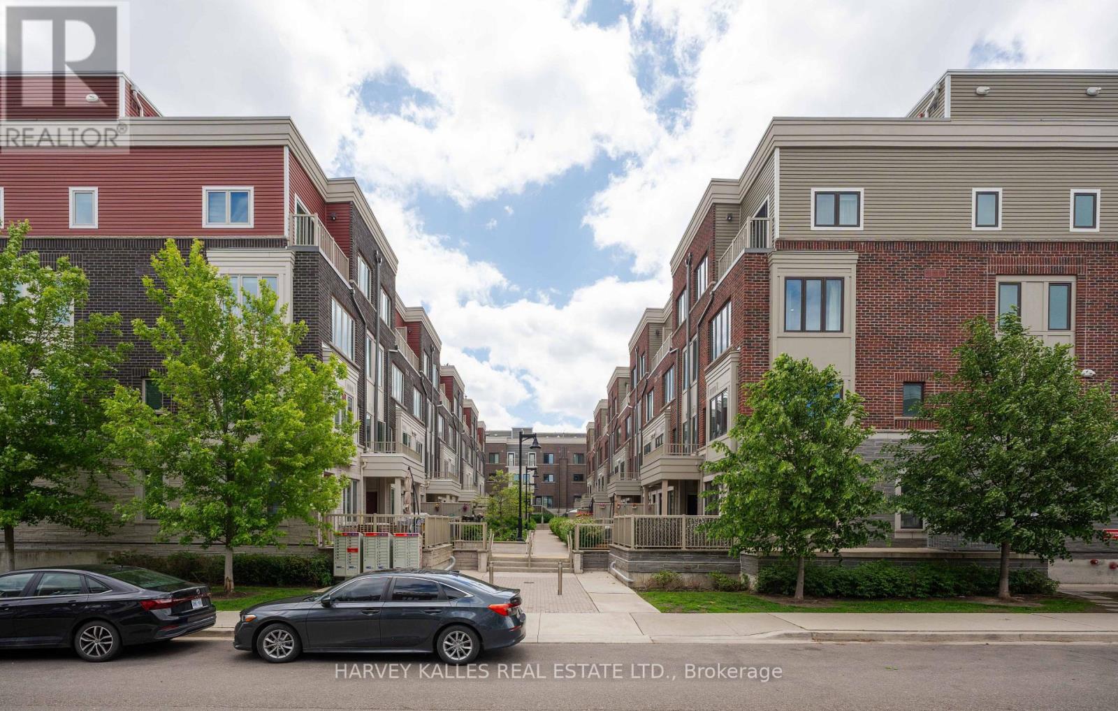 35 - 85 Eastwood Park Gardens, Toronto, Ontario  M8W 0B2 - Photo 34 - W13422262