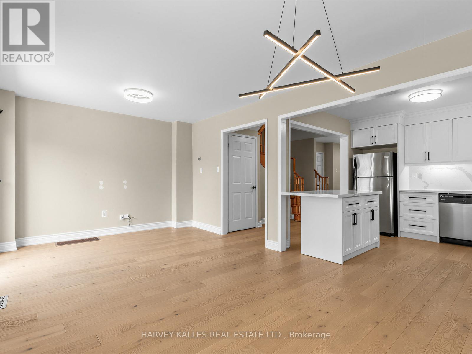 40 Blackthorn Drive, Vaughan, Ontario L6A 3N5 - Photo 9 - N13422866