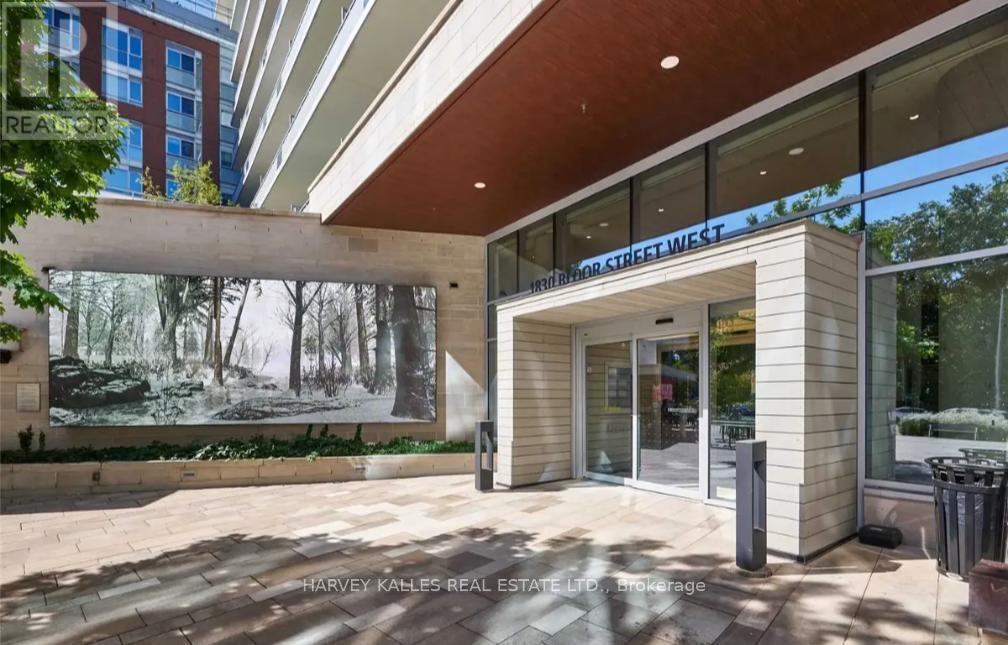 741 - 1830 Bloor Street W, Toronto, Ontario  M6P 3K6 - Photo 4 - W13423024