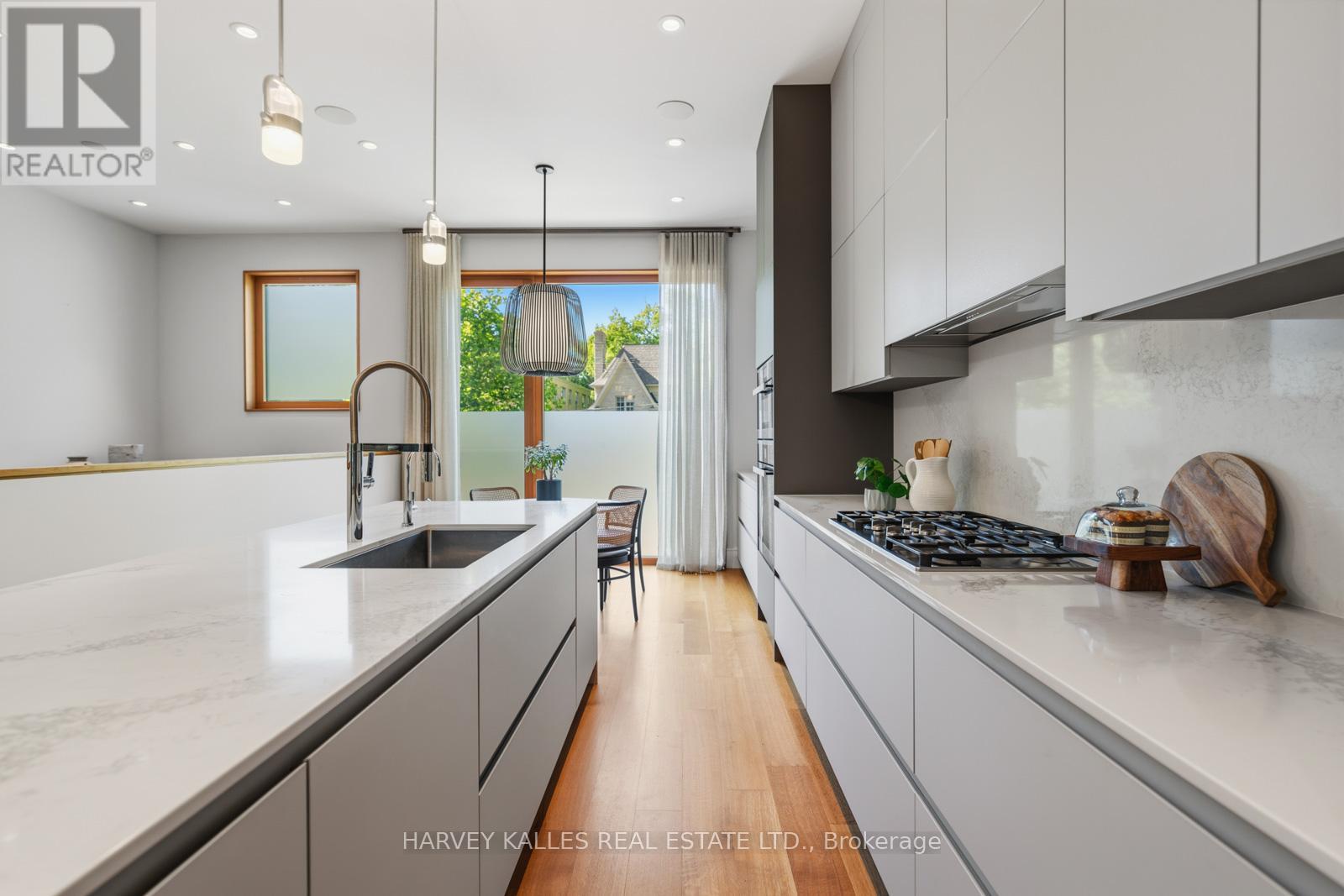 67 Heath Street W, Toronto, Ontario  M4V 1T2 - Photo 15 - C13424426