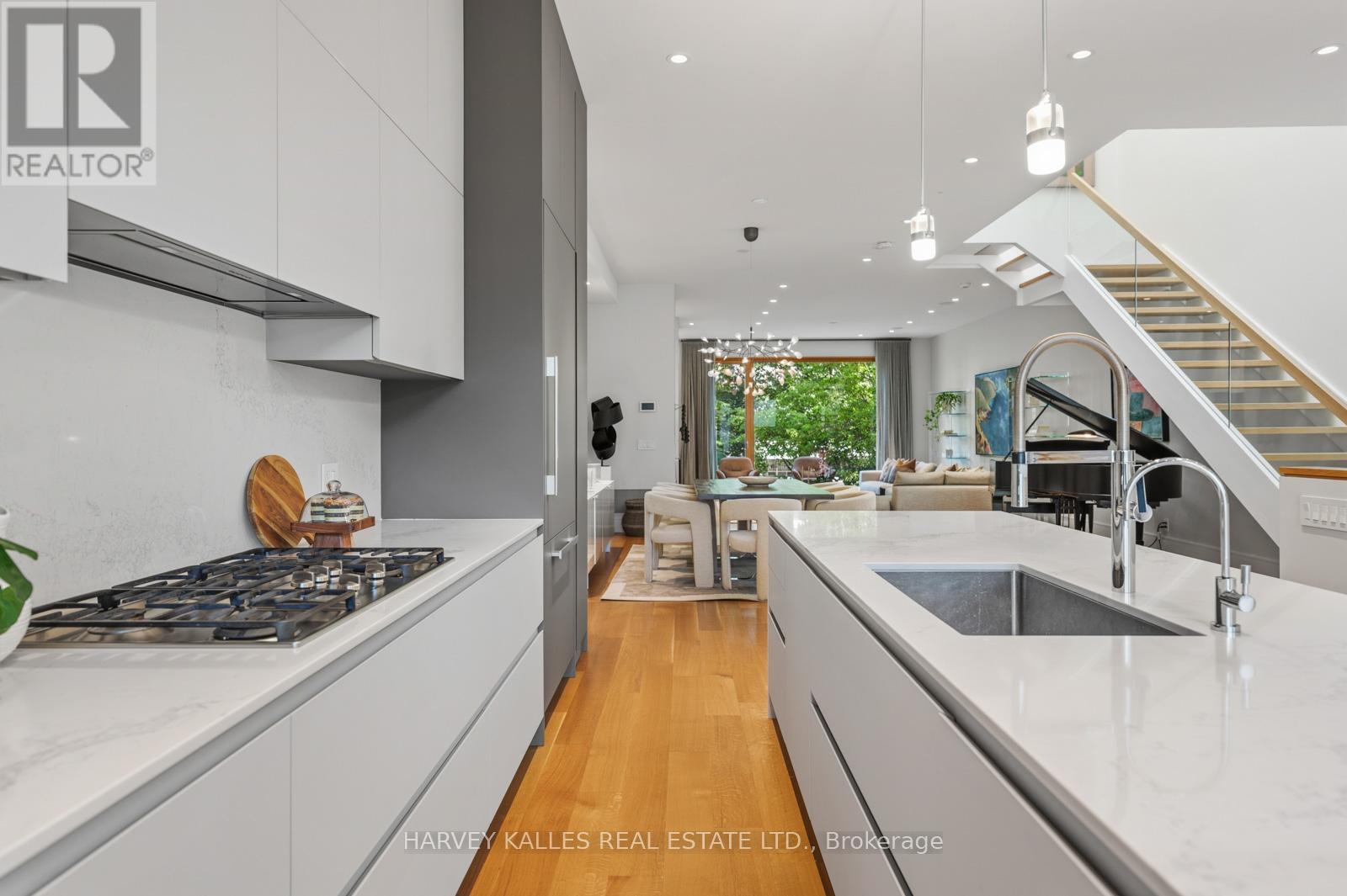 67 Heath Street W, Toronto, Ontario  M4V 1T2 - Photo 21 - C13424426