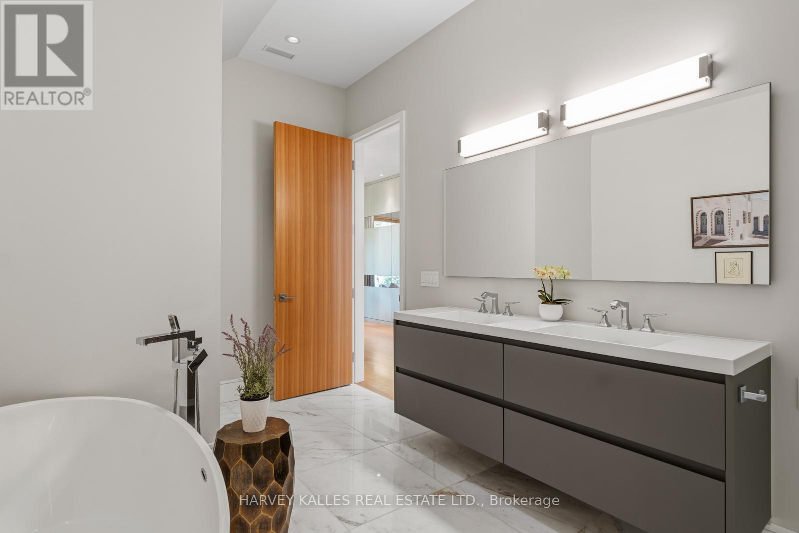67 Heath Street W, Toronto, Ontario  M4V 1T2 - Photo 39 - C13424426