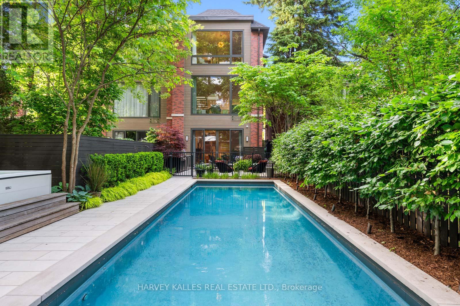 67 Heath Street W, Toronto, Ontario  M4V 1T2 - Photo 5 - C13424426