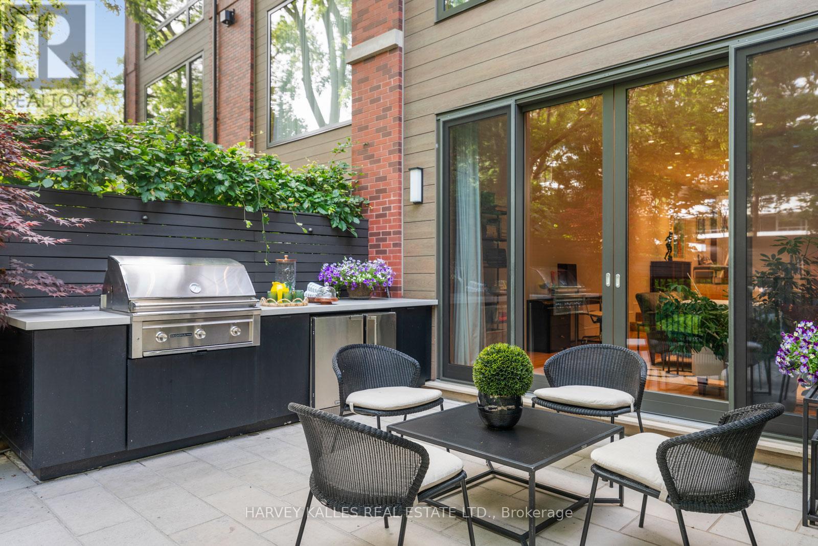 67 Heath Street W, Toronto, Ontario  M4V 1T2 - Photo 9 - C13424426
